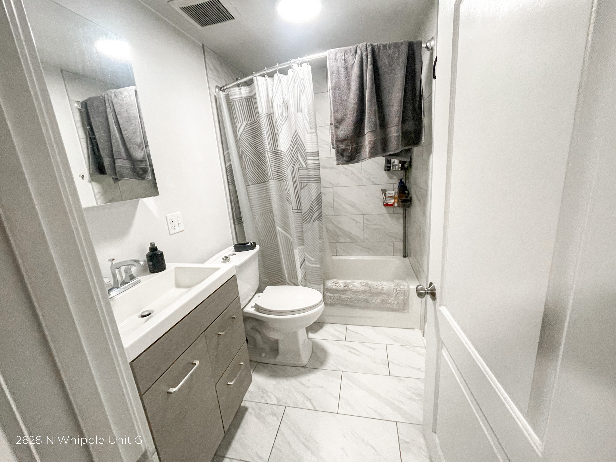 2628 N. Whipple St. 2628 N. Whipple St., Chicago, IL 60647 Logan Square - Leasing by Cross Street